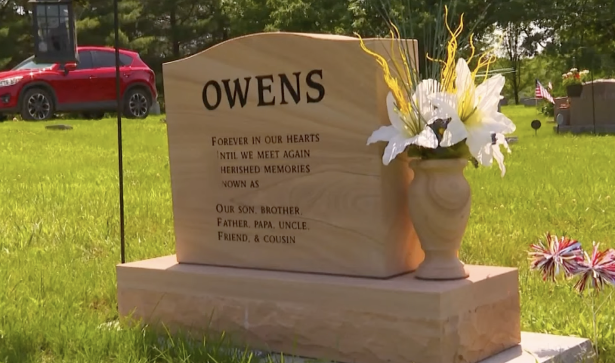 Dad’s Gravestone Received Major Backlash After People Spot ‘Secret’ Message